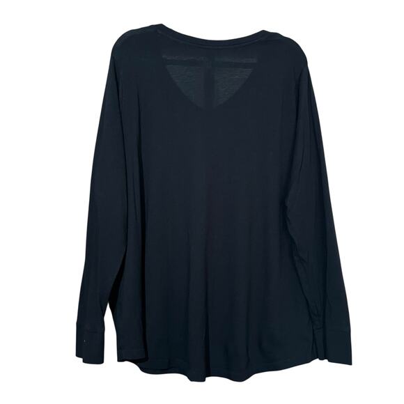 Women’s Top Lot of 2 Black Long Sleeve Green Short Sleeve Casual Comfort Staple - Picture 5 of 11